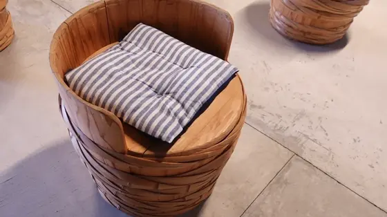 本物の樽を使った椅子