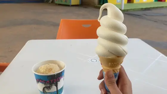 ポンデケージョとソフトクリーム