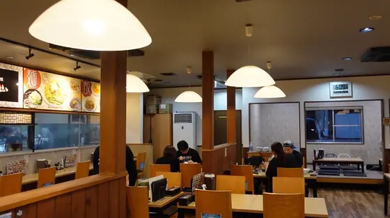 広々とした店内！