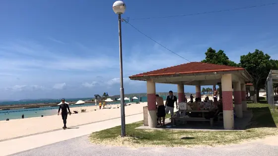 ベンチでゆっくりできる