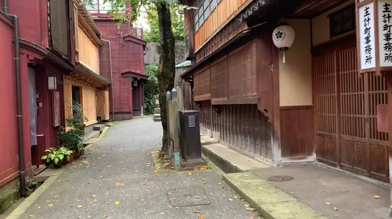 赤色の建物がとっても映えます❤️