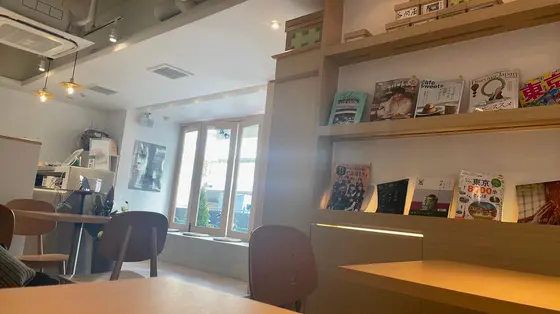 築地で食べ歩き疲れたら寄るのもいいかも…