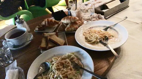 焼きたてパン