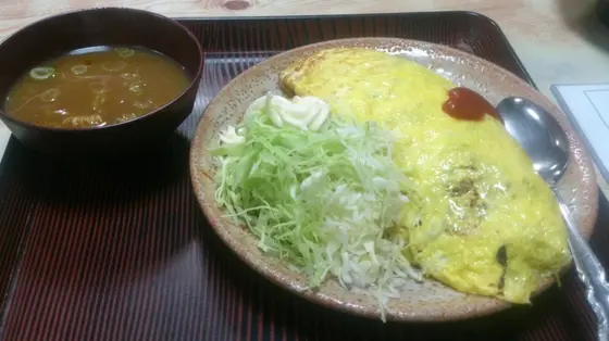 そして、絶品オムライスを食す