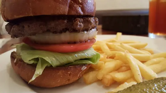 チリソースバーガー