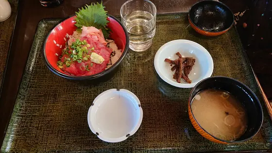 ネギトロ丼