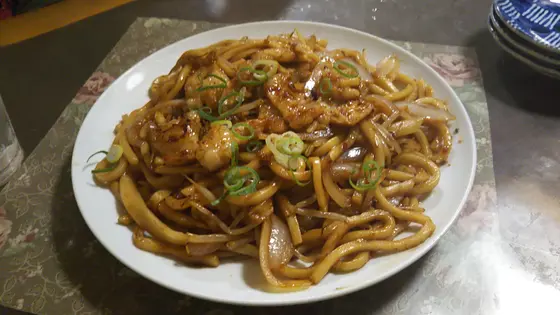 ホルモンうどん
