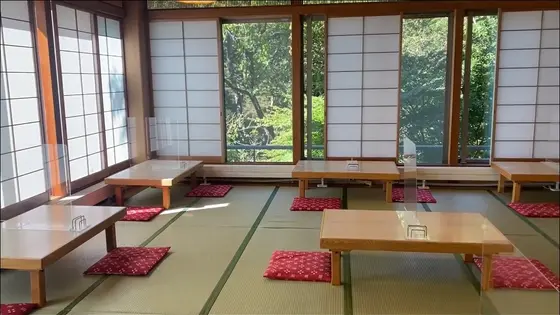 お食事処