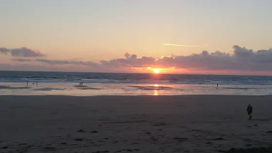 ウォータリング ホールから眺める夕陽