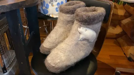 足元が寒い時に履けるブーツもありました！