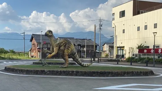恐竜のオブジェ