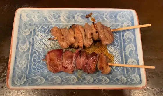 シロ(上) ¥90 と たん(下) ¥90