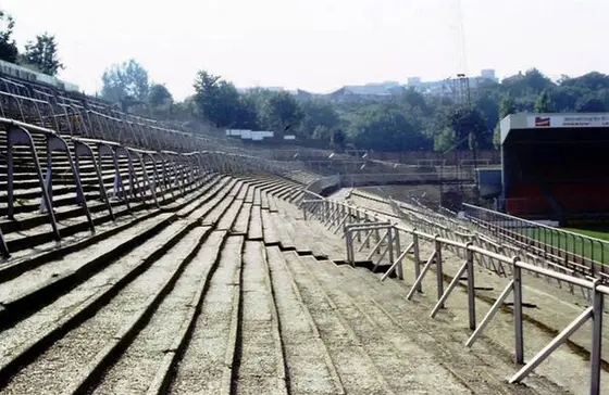 EAST TERRACE