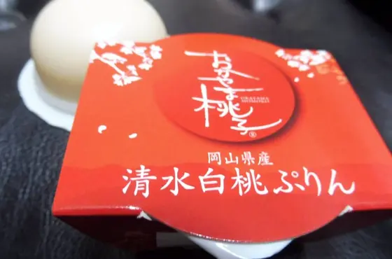 定番です…！白桃プリン