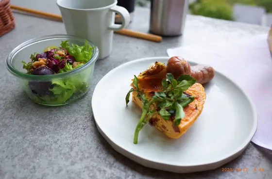 朝食盛り付け例