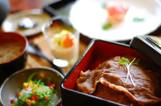 あか牛くず料理のセット