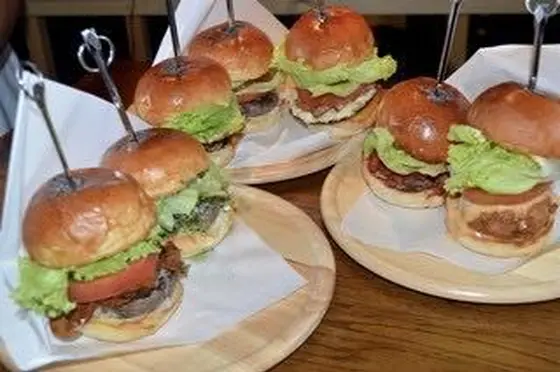 🍔