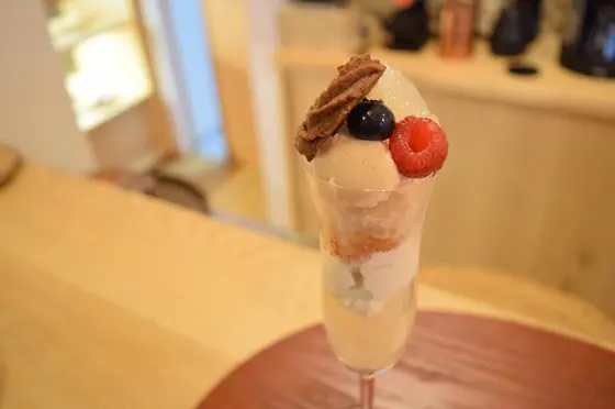 フルーツたっぷりバフェもおいしい