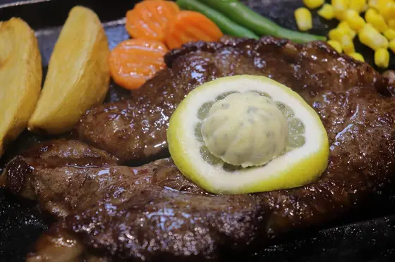 大人気のステーキランチ