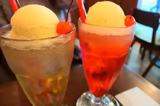 クリームソーダ