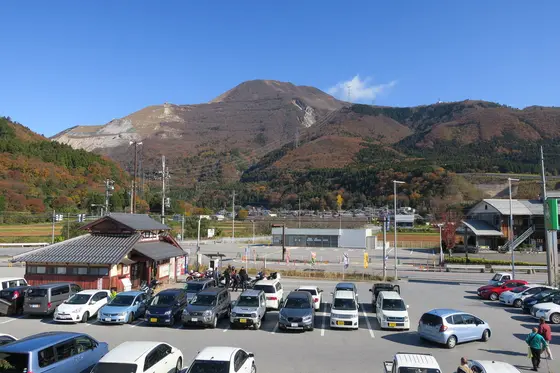 目の前に堂々伊吹山