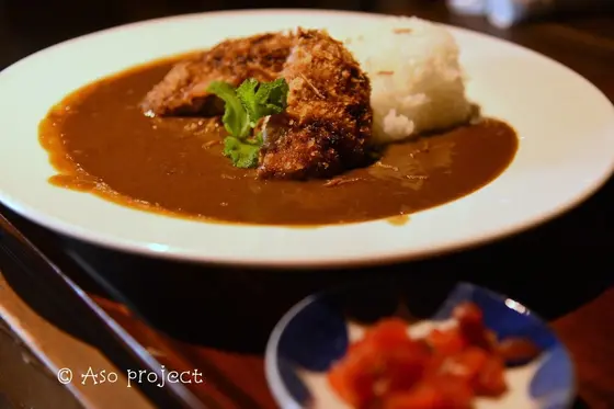 メンチカツカレー