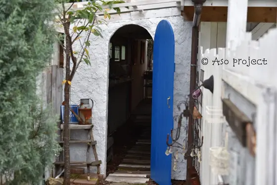 店内への通路
