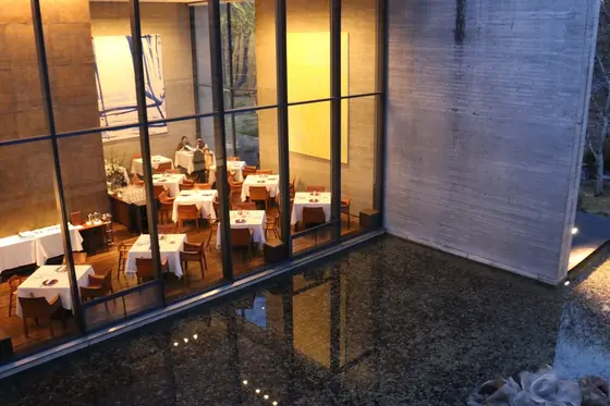 本館にあるレストラン「ラ・ブリーズ」🍽