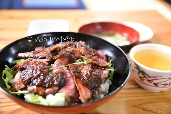 あか牛丼
