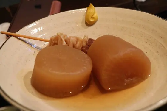 ふと気になる、関東とのおでんの味の違い!居酒屋なら串カツも関西おでんも食べられる