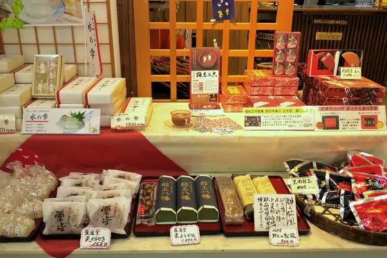 お菓子がいっぱい