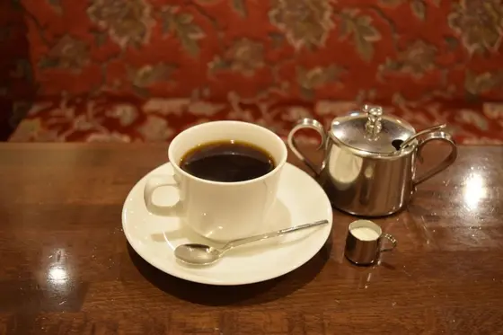 食後にはコーヒーを