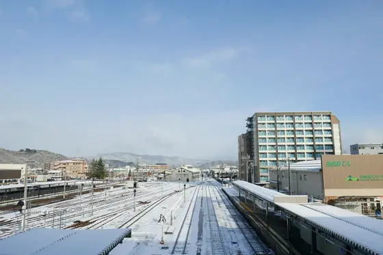 高山は雪国です