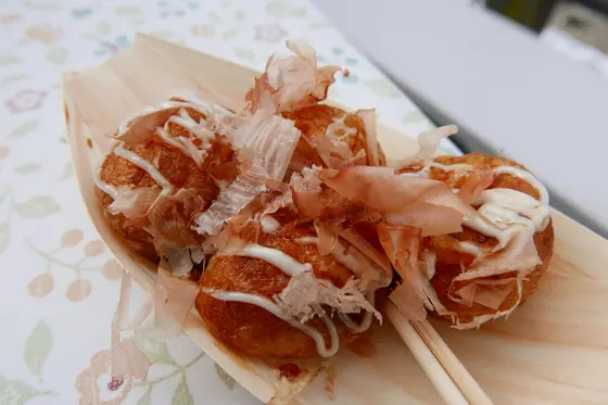 熱々のたこやきが旨い
