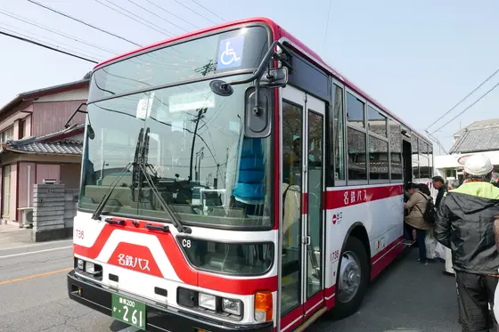 常滑駅からシャトルバス