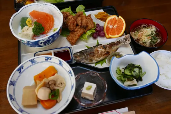 素朴な夕食がグッド