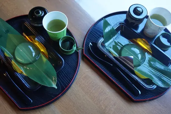 「食べる水晶玉」(1100円/2人前)