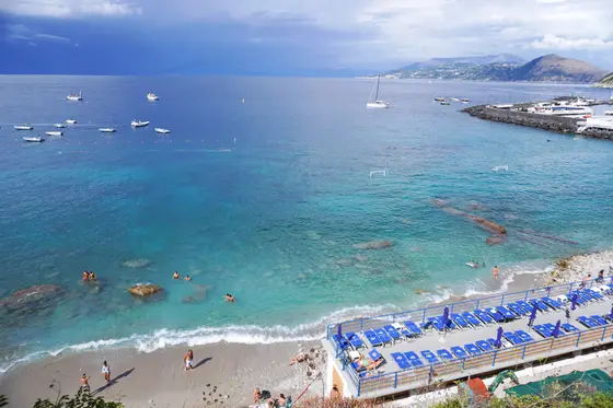 船乗り場横のビーチ🏖