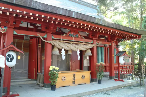 帝や真田家からも敬拝を受けた由緒ある神社