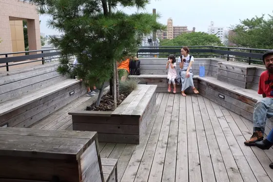 ウッドデッキテラス