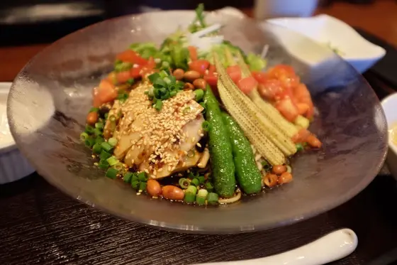 よだれ鶏冷麺