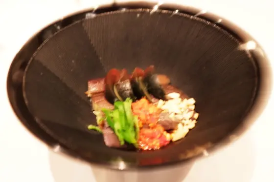 蒸し茄子とピータン