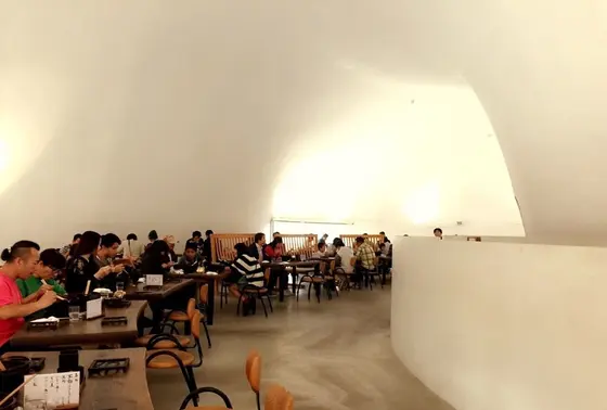 店内