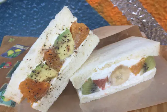 フルーツサンド