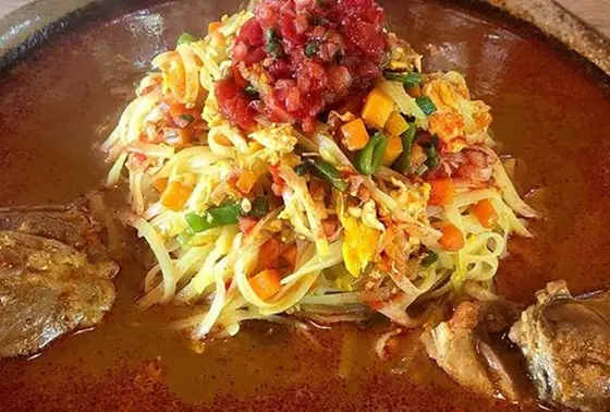 カレーヌードル