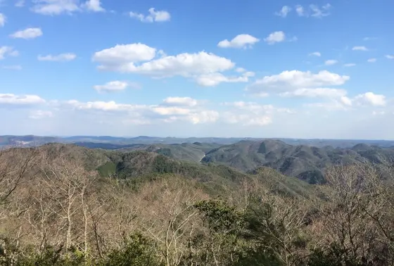 山頂以外の絶景ポイント♪比丘尼庵跡