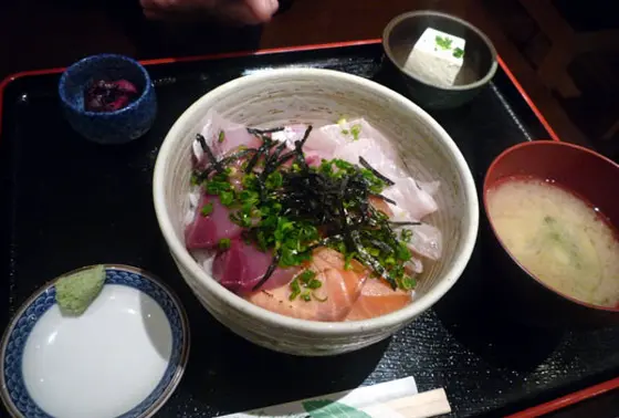 海鮮丼！