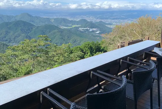 山頂では
