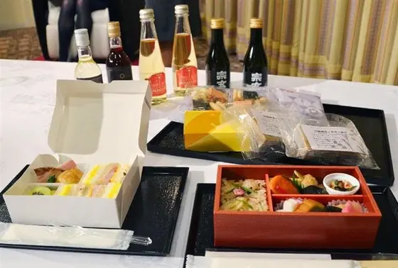 グランクラスの朝食