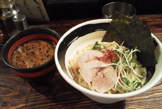 ハマトラといえばつけ麺
